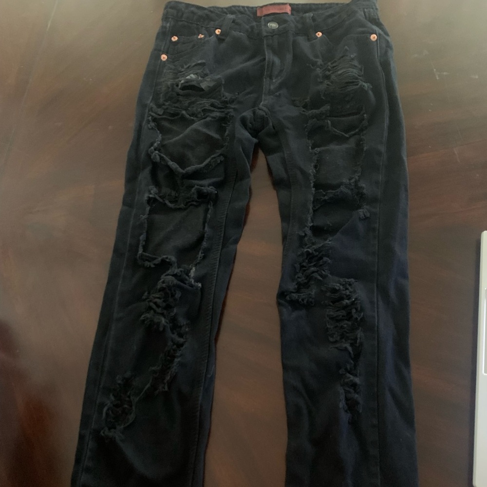signature 8, mid rise, straight leg, distressed jeans size 25/26